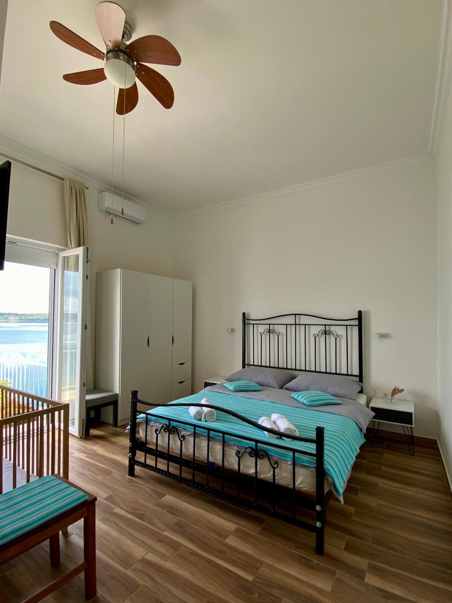 Holiday Beach Apartment ,House Palmasol-1 マスレニツァ エクステリア 写真